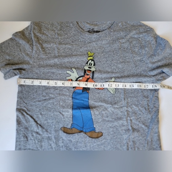 Disney Heather Gray Goofy Graphic Crewneck Short Sleeve T-Shirt - Picture 4 of 6